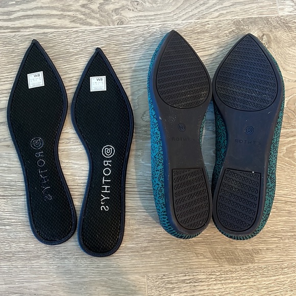 Rothy’s The Point x Python Print in Spruce - Picture 2 of 3